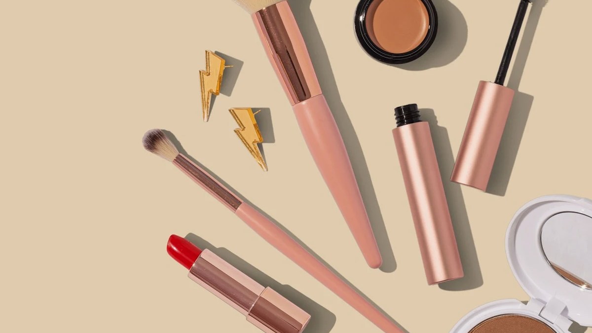 Fragrance-Free Beauty Routine: Why My Sensitive Skin Loves Quiet Products photographed in warm natural light