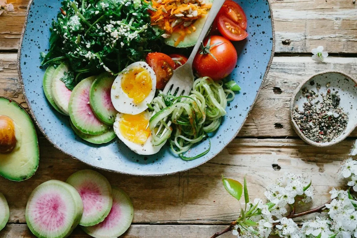 Meal Prep for Busy Women: The Sunday Rhythm That Does Not Take Over My Life photographed in warm natural light
