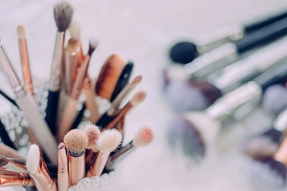 Scalp Care for Hair Growth: The Ritual That Made Wash Day Feel Luxurious photographed in warm natural light